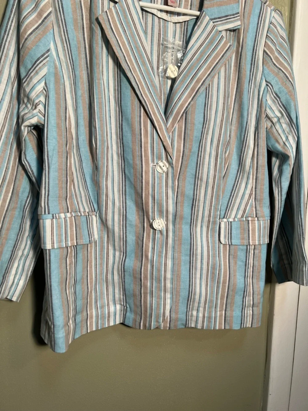 Laurie Felt Women's Size 12 Stripe Crop Blazer Blue Brown White Stripes Stretch